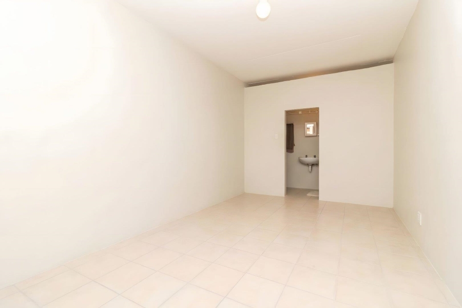 4 Bedroom Property for Sale in Perlemoenbaai Western Cape